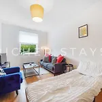 Stylish Canary Wharf Apt, Corporates And Tourists
