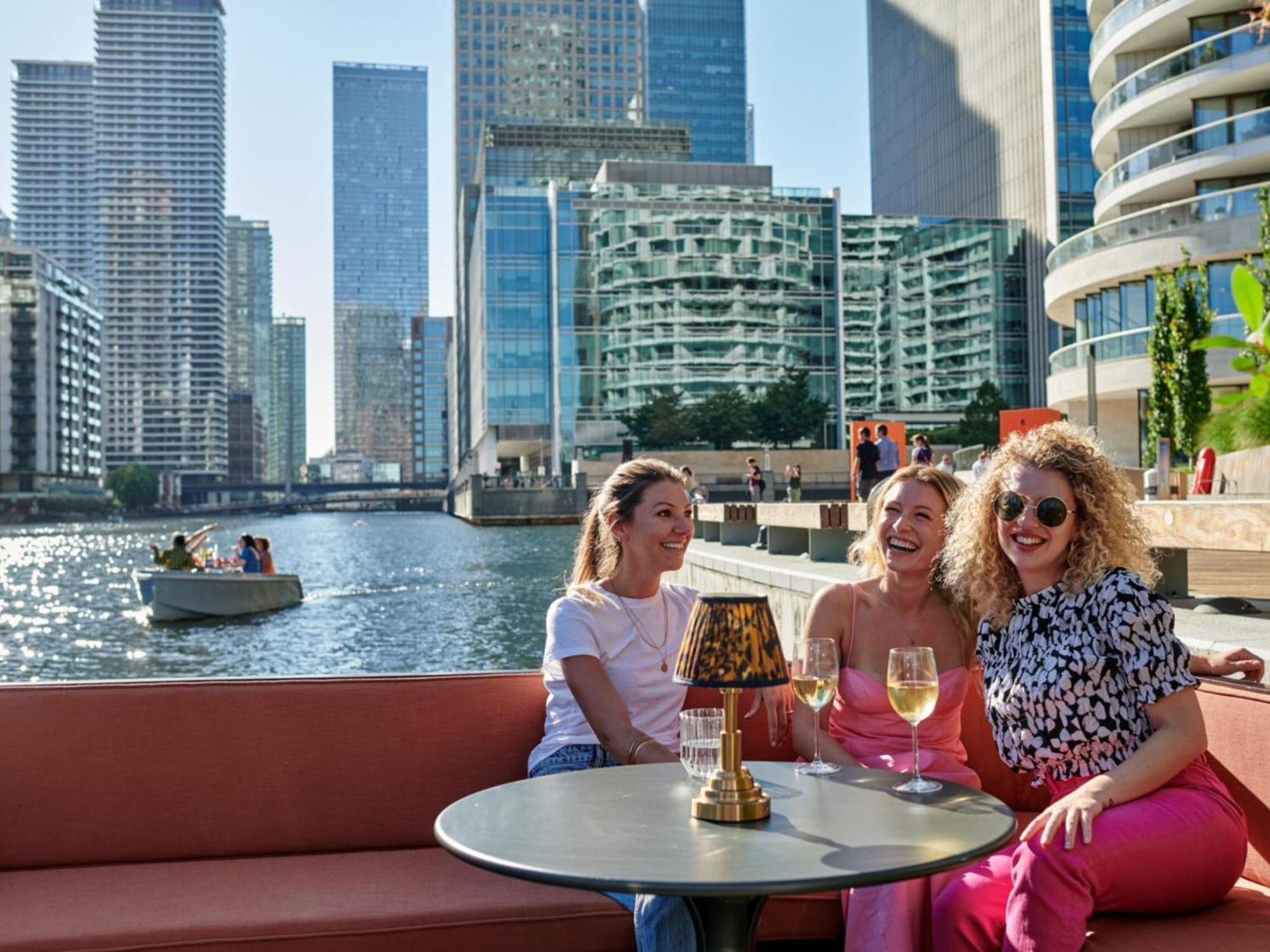 Apartment Stylish Canary Wharf Apt, Corporates And Tourists *